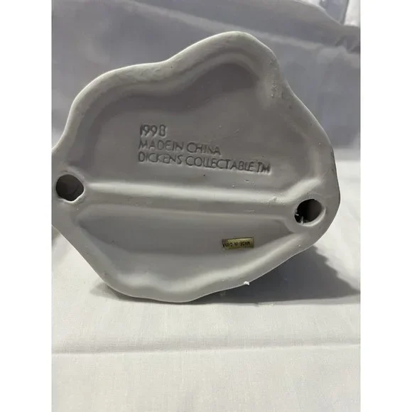 porcelain figurines hand painted dickens collectables - Picture 8 of 8